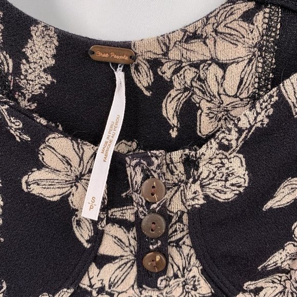 NWT Free People Black and Beige Floral Sleeveless Bustier Top Size Small - Picture 2 of 3